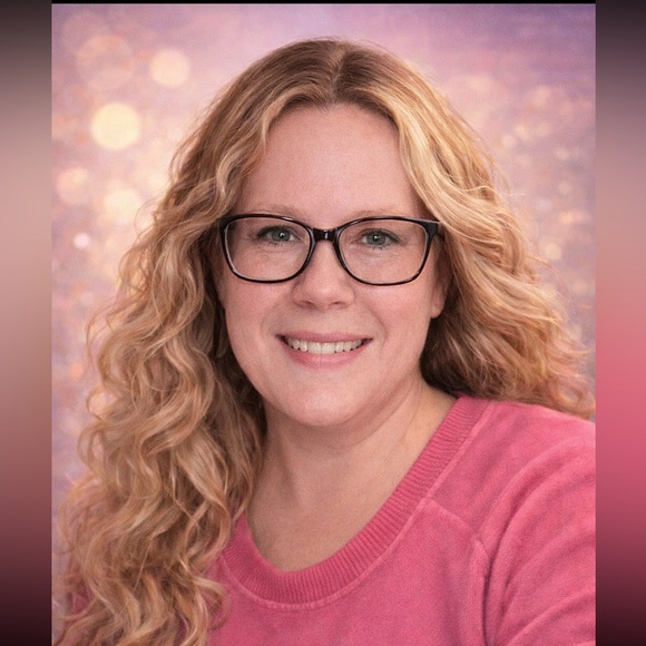 Lilly Pulitzer Tops - Zany’s Live-Festival of Friends! 🩷💜 Come shop with a veteran-owned business!